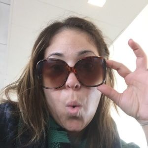 Meet your Posher, Rachel